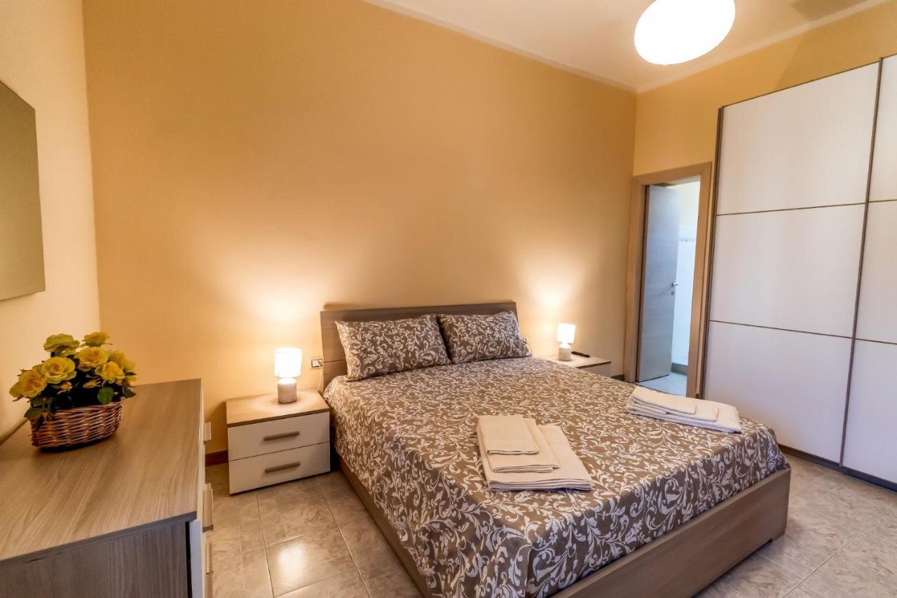 Il Giardino Degli Ulivi Bed & Breakfast Santa Maria Coghinas Luaran gambar