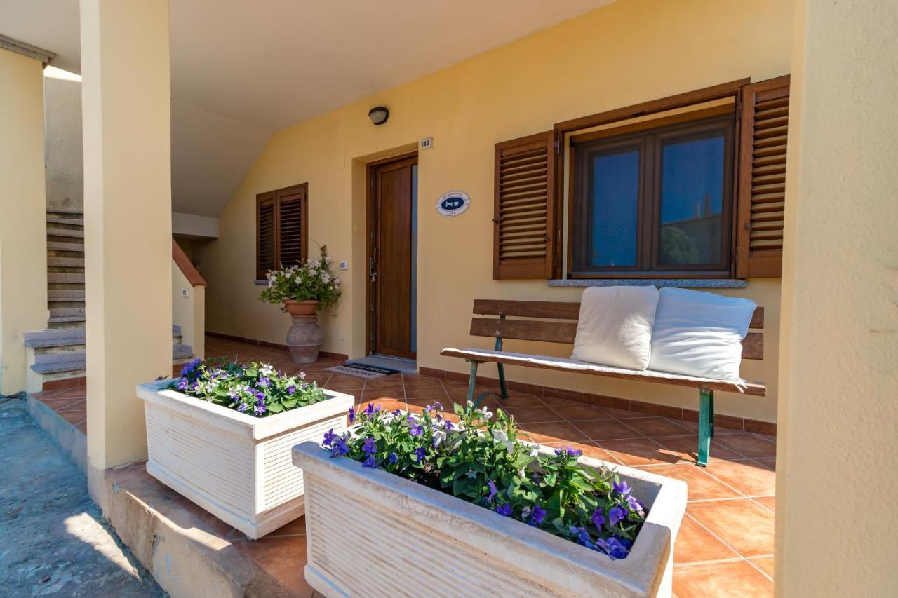 Il Giardino Degli Ulivi Bed & Breakfast Santa Maria Coghinas Luaran gambar