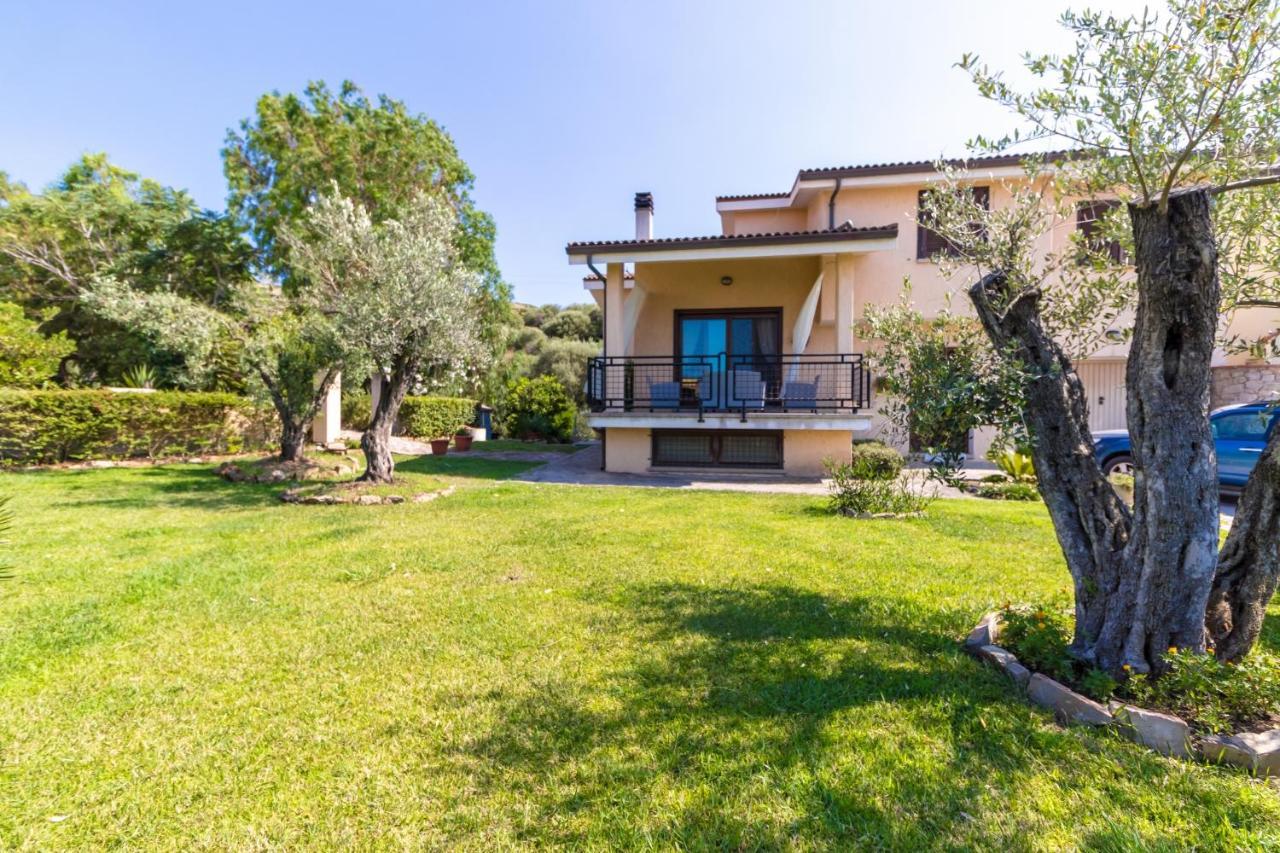 Il Giardino Degli Ulivi Bed & Breakfast Santa Maria Coghinas Luaran gambar